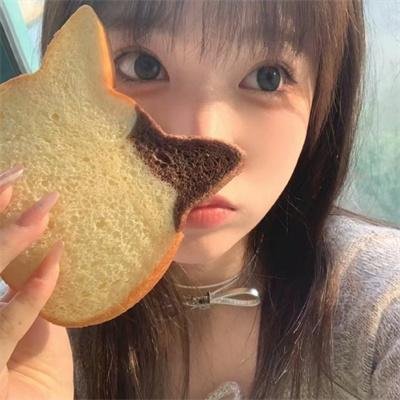 怪笑少女